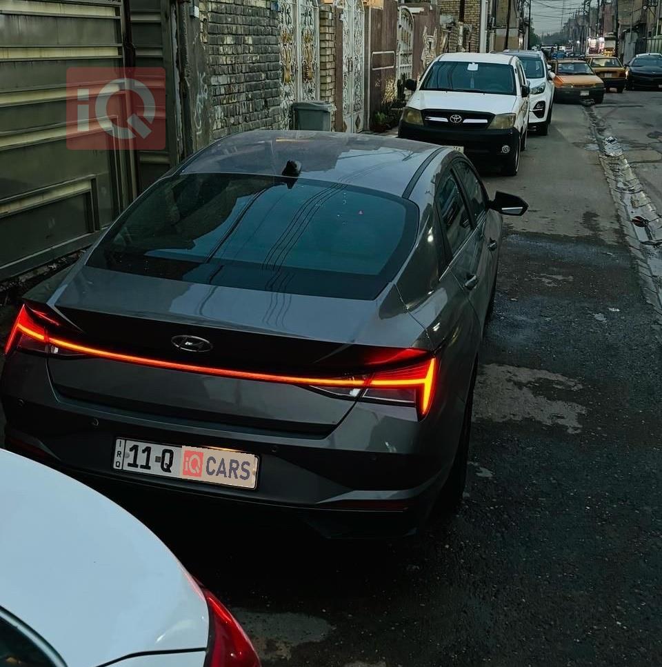 هیوندای ئەلەنترا